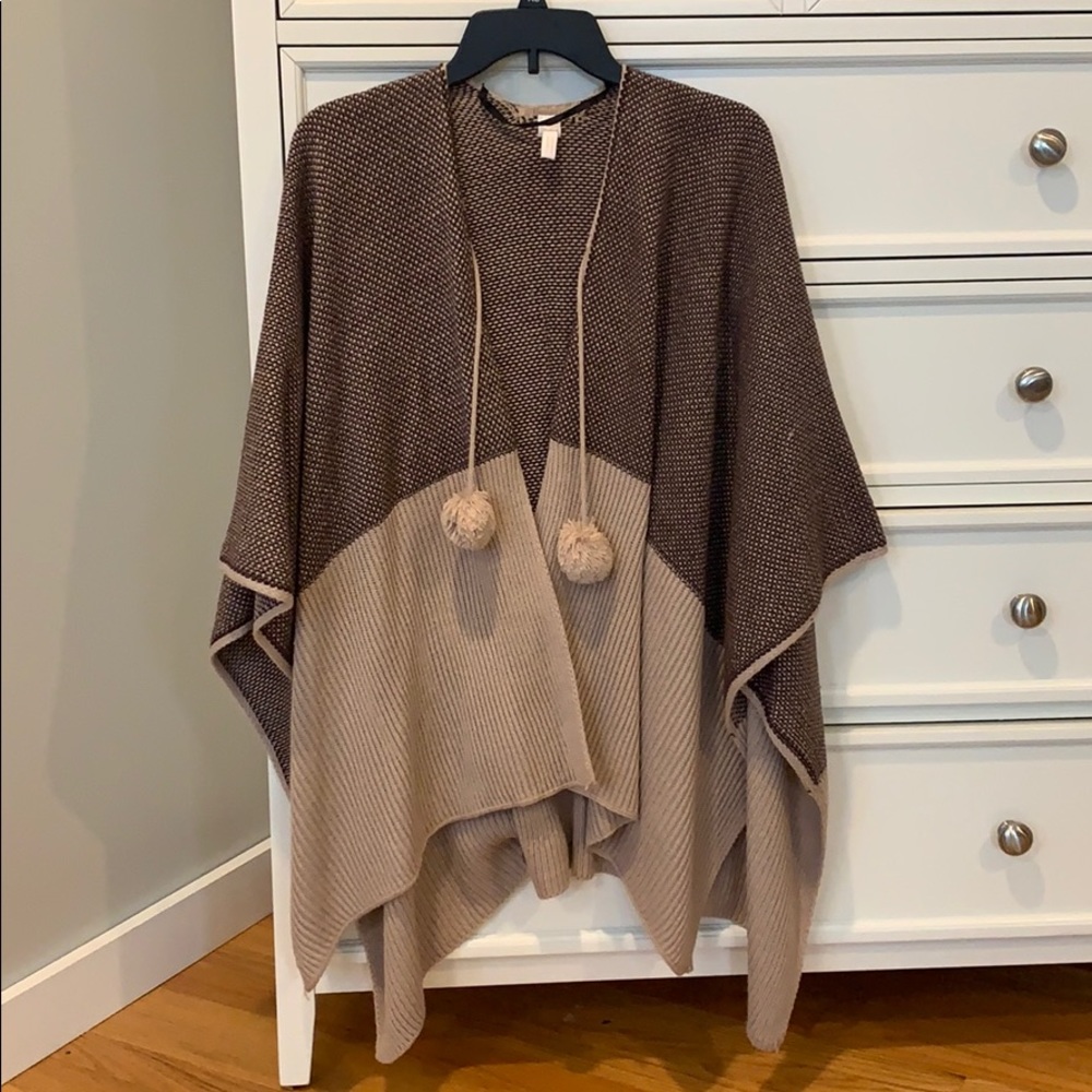 LC Lauren Conrad shawl